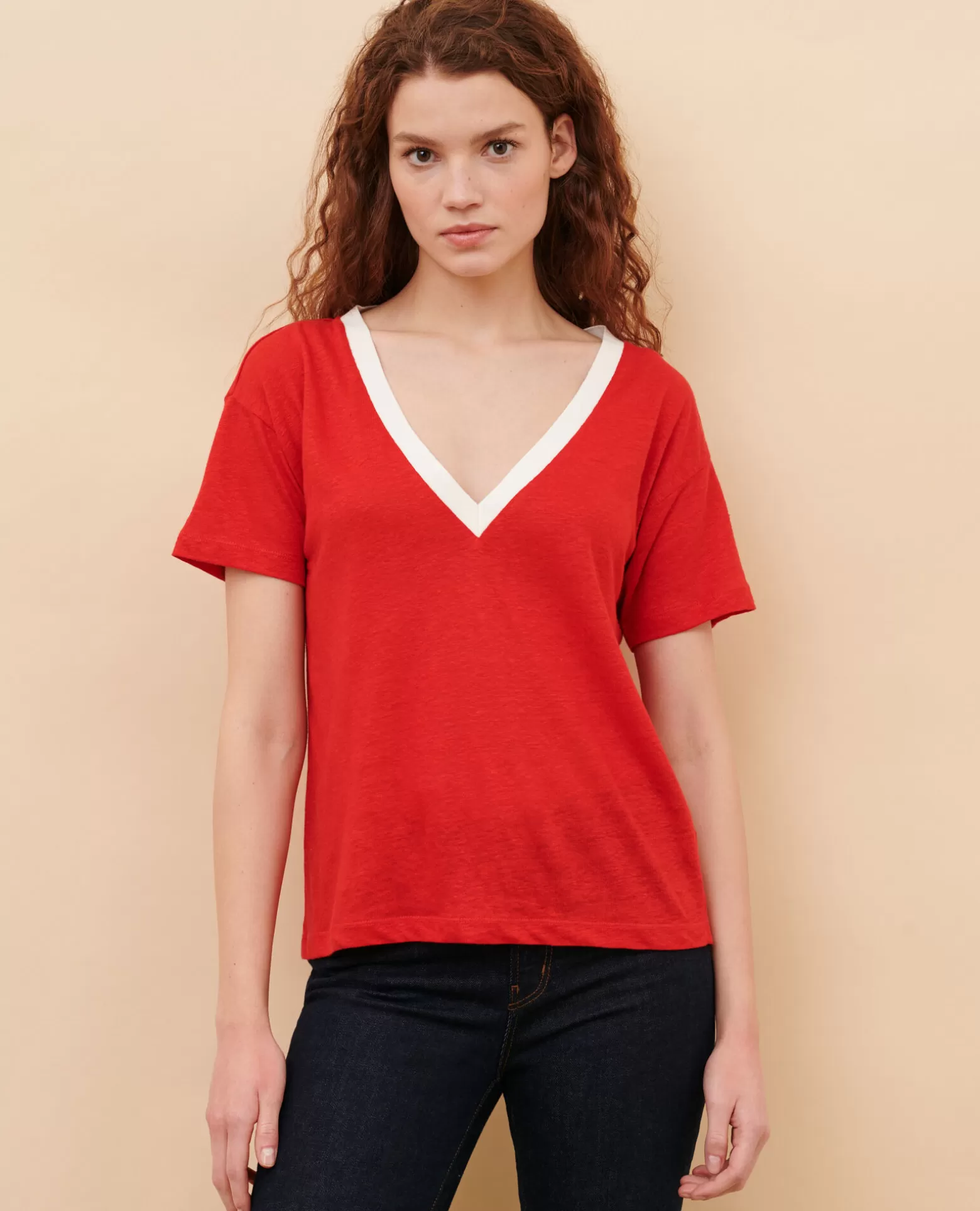 Tops | Comptoir des Cotonniers Sarah - T-Shirt Mit V-Ausschnitt Aus Leinen 5039C Str Fieryred Gardenia